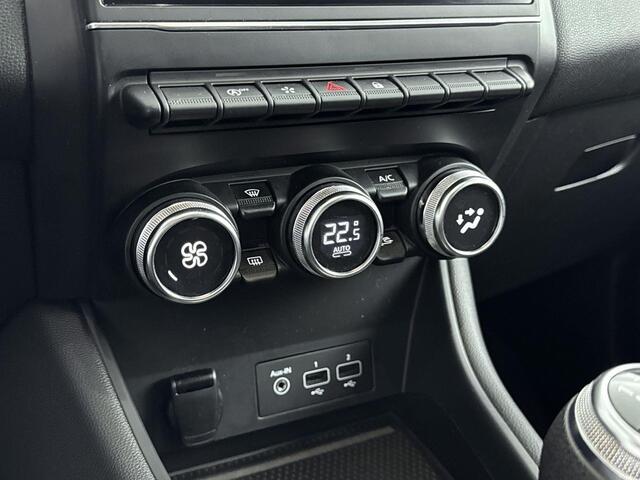 Renault CAPTUR 1.0 TCe Intens 100PK | Navigatie | Achteruitrijcamera | Climate Control | Parkeersensoren Voor & Achter | Apple CarPlay & Android Auto