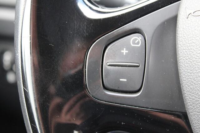 Renault CAPTUR 1.2 TCe 120pk Automaat Limited Airco/Cruise/Navi/PDC/Camera