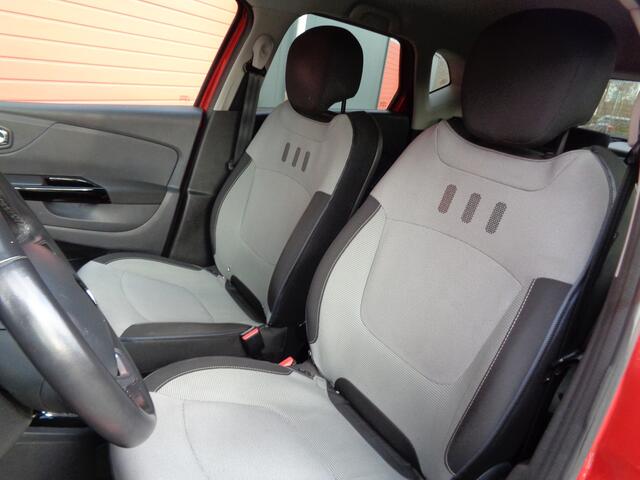 Renault CAPTUR 1.2 TCe Dynamique 119PK Automaat Clima Cruise Trekhaak Achteruitrijcamera