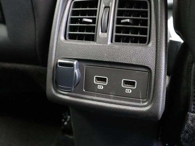 Renault CAPTUR E-Tech full hybrid 145pk techno | Adaptive Cruise Control | Verwarmbaar stuurwiel | Parkeersensoren voor en achter | Achteruitrijcamera | Dode hoek detectie |