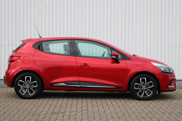 Renault CLIO 1.2 TCe AUTOMAAT | CRUISE CONTROL | NAVIGATIE | AIRCO | TREKHAAK