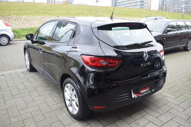 Renault CLIO 1.2 16V Airco Cruise Control