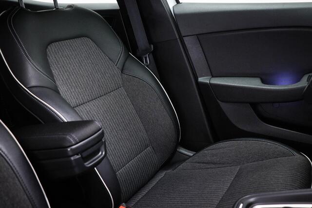 Renault CLIO 1.6 E-Tech Hybrid 140 Intens | EASY LINK- PARKING- PACK | DAB | APPLE | CAMERA