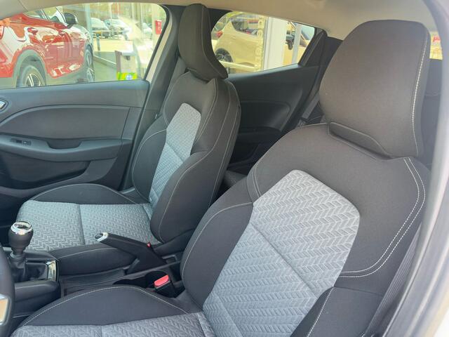 Renault CLIO 1.0 TCe 90 Evolution