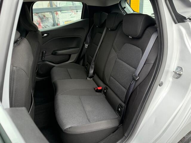 Renault CLIO 1.0 TCe 90 Equilibre Navi