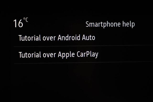 Renault CLIO 1.0 TCe 90 GPF techno | WINTER / NAVIGATIE- PACK | DAB | APPLE | CAMERA