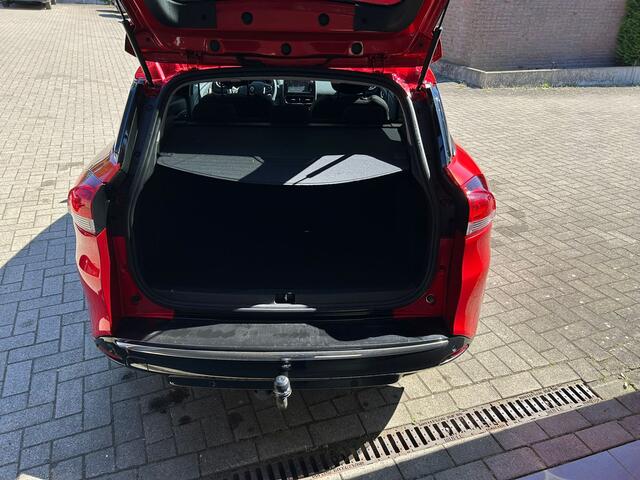 Renault CLIO Estate 0.9 TCe Limited TREKHAAK, ALL SEASON