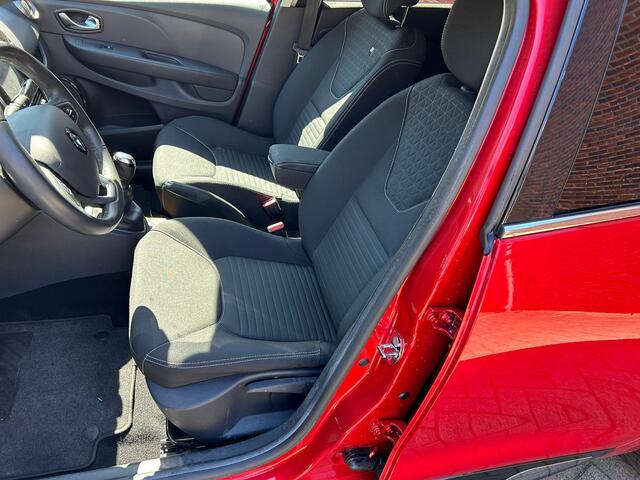 Renault CLIO Estate 0.9 TCe Limited TREKHAAK, ALL SEASON