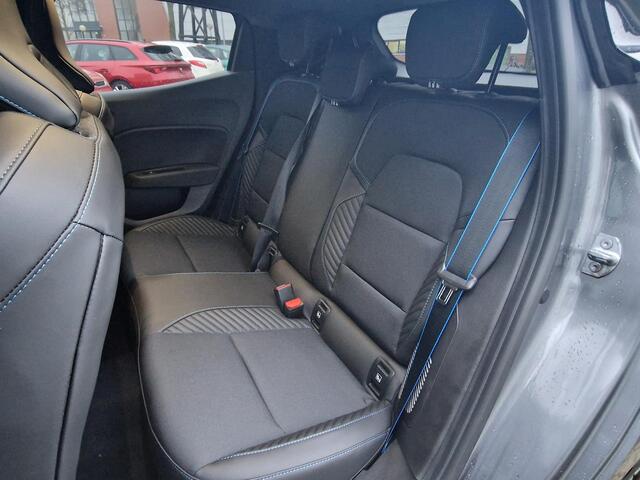 Renault CLIO 1.6 E-Tech Full Hybrid 145pk esprit Alpine / Vraag naar de beschikbaarheid /