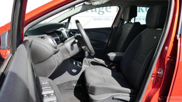 Renault CLIO TCe 90 Bi-Fuel Limited LPG