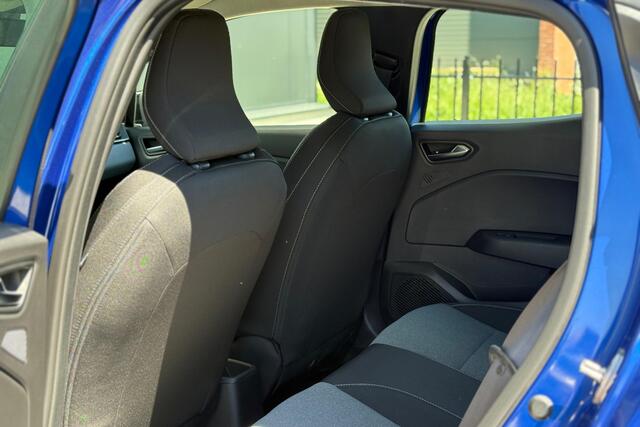 Renault CLIO 1.0 TCe 90pk Evolution - LED - Carplay - DAB - Parkeersensoren - Rijklaar