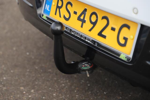 Renault CLIO 0.9 TCe Limited Trekhaak 16 inch Navigatie Airco Cruise Bluetooth Parkeersensor Getint Glas