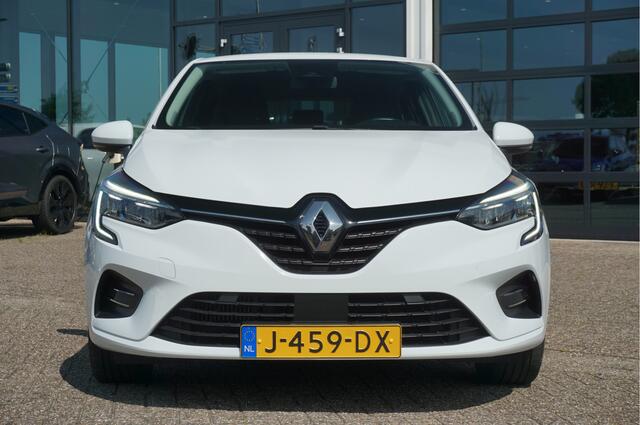 Renault CLIO 1.3 TCE EDC Intens
