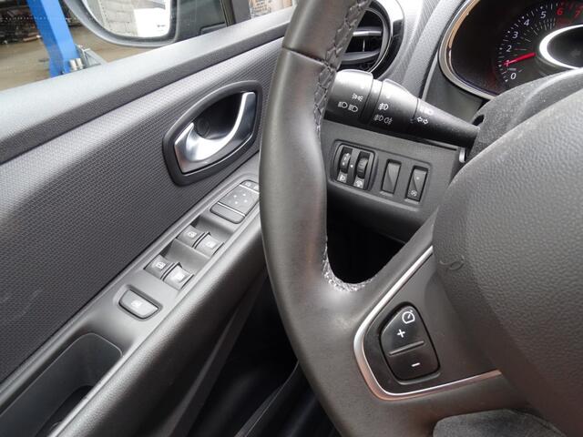 Renault CLIO 0.9 TCE LIMITED-Navi-Pdc-Cruise-Led-Usb/Blth-Led