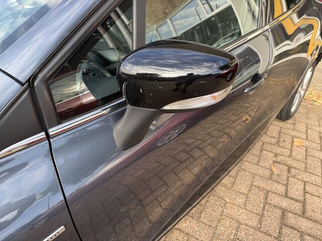 Renault CLIO 0.9 TCe Limited NAVIGATIE AIRCO TREKHAAK LICHT.VELGEN PARK.