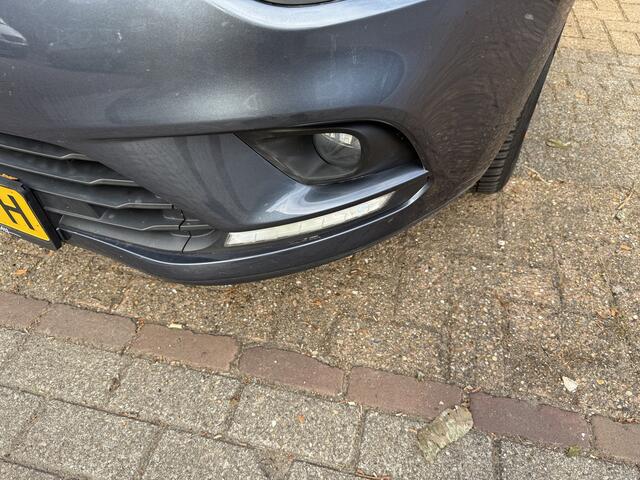 Renault CLIO 0.9 TCe Limited NAVIGATIE AIRCO TREKHAAK LICHT.VELGEN PARK.