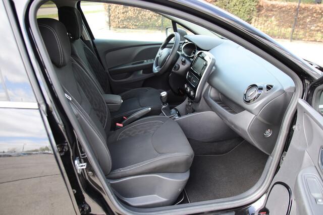 Renault CLIO Estate 0.9 TCe Limited Cruise, Airco, Carplay, NL auto, LMV, PDC Zomer aanbieding!