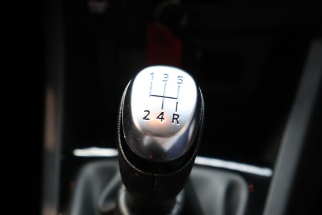 Renault CLIO Estate TCe 90pk Limited