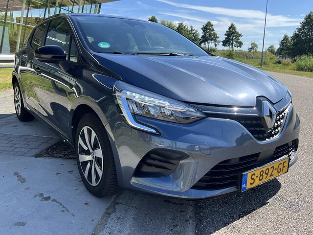 Renault CLIO 1.0 TCe 90 Equilibre / Airco / Parkeersensor Achter / Applecarplay - Androidauto / 6 Bak /