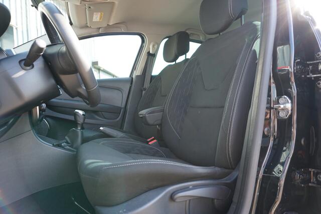 Renault CLIO 0.9 TCe Limited | NAVI | AIRCO | TREKHAAK | CRUISE |