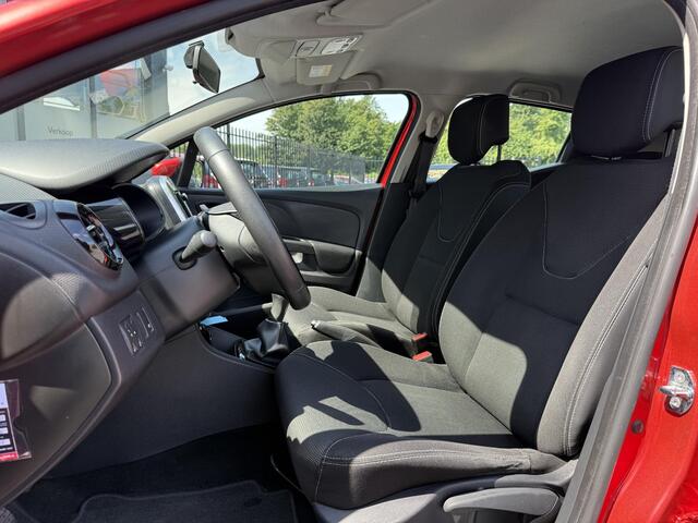 Renault CLIO 0.9 TCe Limited Navi,Airco,Cruise,Pdc,Lm velgen,Zeer Zuinig,Apk tot 03-2026