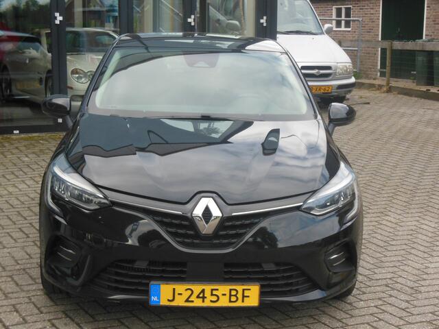 Renault CLIO 1.0 TCe Intens Staat in De Krim