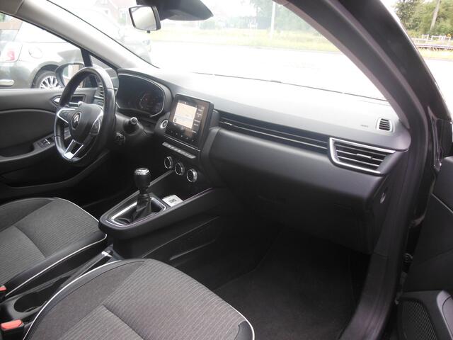 Renault CLIO 1.0 TCe Intens Staat in De Krim