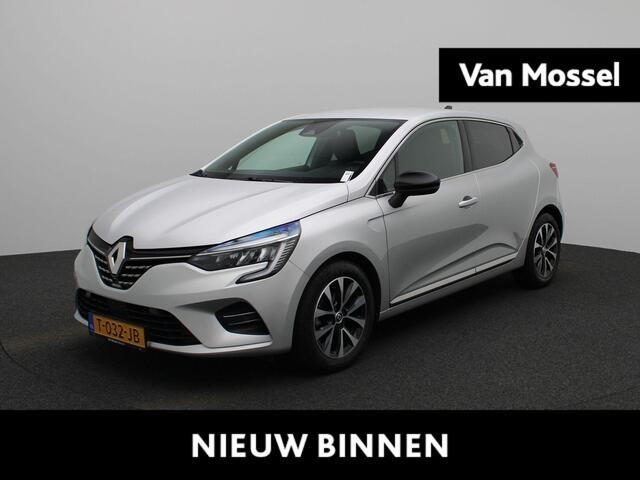 Renault CLIO 1.0 TCe 90Pk Techno | Navigatie | Keyless Entry & Go | Apple Carplay/Android Auto | Parkeersensoren & Camera | Bluetooth | Climate Control | Lichtmetalen Velgen | Privacy Glass |