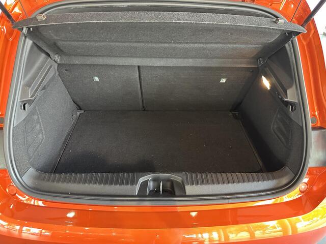 Renault CLIO 1.3 TCe 130 R.S. Line NAVIGATIE | ACHTERUITIJCAMERA | PARKEERSENSOREN VOOR-EN ACHTER