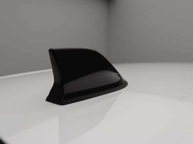 Renault CLIO TCe 90pk Techno | Pack look | 17" LMV | Digitaal dashboard | Grootscherm navigatie |