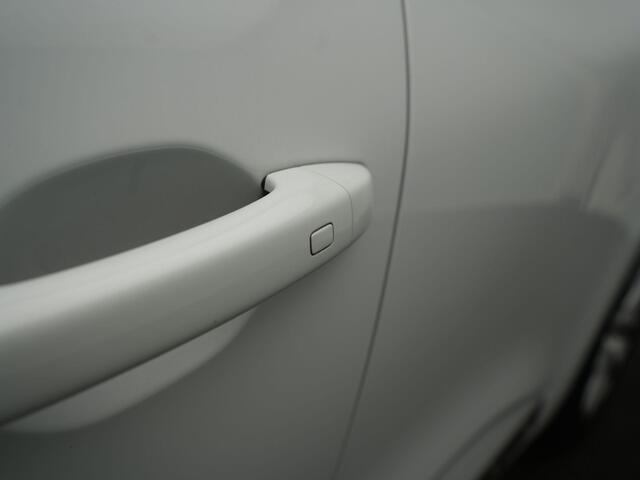 Renault CLIO TCe 100 Intens - RIJKLAARPRIJS - Cruise Control