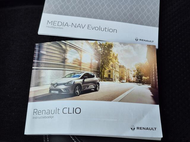 Renault CLIO Estate 0.9 TCe Intens | Navigatie | Parkeersensoren Achter | Cruise Control | Automatische Airco | Compact Ruimtewonder !!