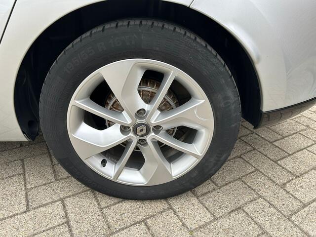 Renault CLIO Estate 1.2 TCe Limited/Automaat