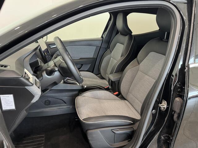 Renault CLIO 1.6 E-Tech Full Hybrid 145 Techno | Navigatie 9,3" | Climate Control | Cruise Control | Draadloze telefoonlader | Lichtmetalen velgen 17" | Parkeersensoren achter en achteruitrijcamera