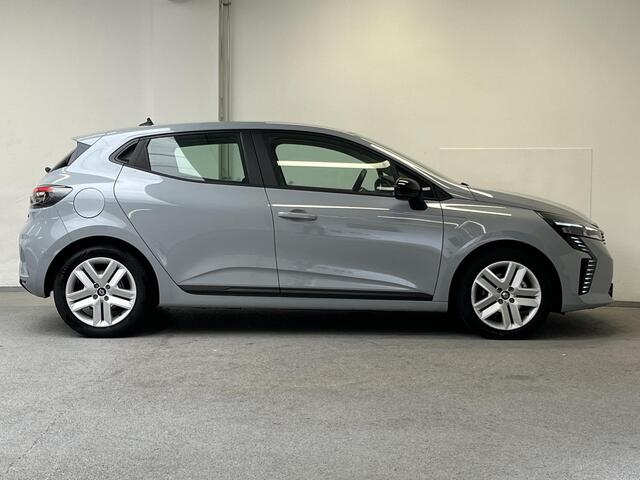 Renault CLIO 1.6 E-Tech Full Hybrid 145 evolution | 1e-EIG | CARPLAY | PDC | ALL-SEASON |