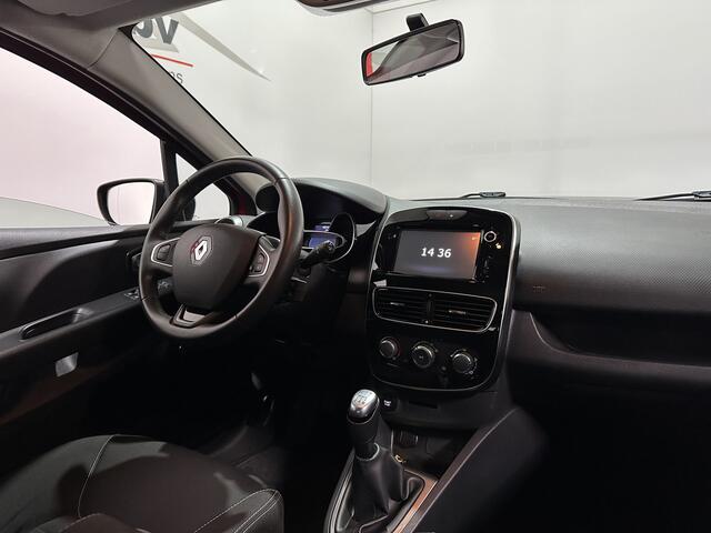 Renault CLIO 0.9 TCe Limited - Navi / Bluetooth / Parks. achter