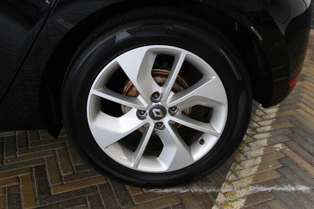 Renault CLIO 0.9 TCe Limited | Incl. 12 maanden garantie | Cruise control | Airco | Bluetooth | Trekhaak | DAB radio | Parkeersensoren | Navigatie | 100% onderhouden |