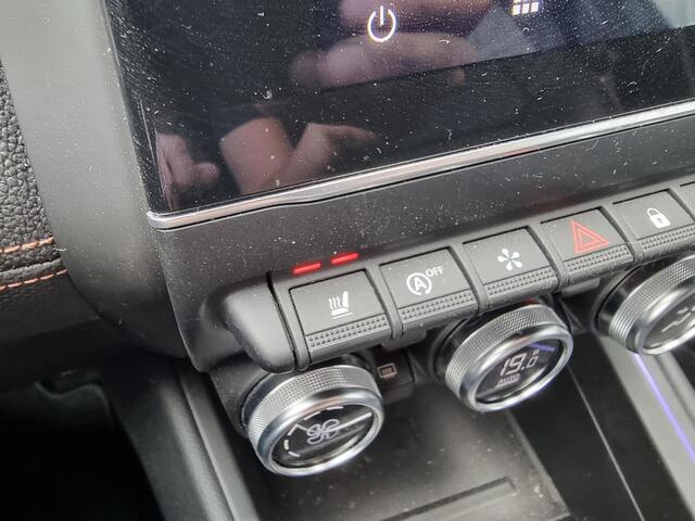 Renault CLIO 1.0 TCe Initiale Paris | Bose audio | Lederen bekleding | Stoelverwarming |