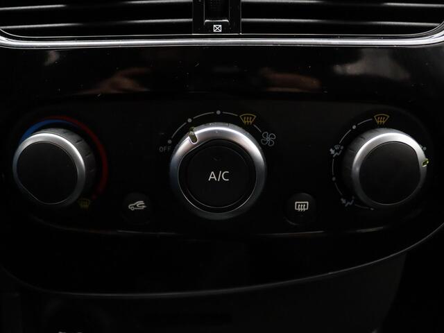 Renault CLIO Estate 90pk TCe Limited Airco | Cruise | Carplay | Navi | Parkeersens. achter