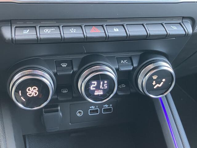 Renault CLIO 1.0 TCe 90 GPF techno * CAMERA / PACK WINTER *