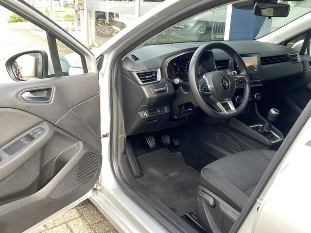 Renault CLIO 1.0 TCe Bi-Fuel Zen / LPG-Benzine / NL-Auto / 1e-Eigenaar / Dealer-Onderhouden / Cruise-Control / Apple-Carplay & Android-Auto / LED / DAB Radio-bluetooth / PDC-Achter / 16'' LMV / ENZ.