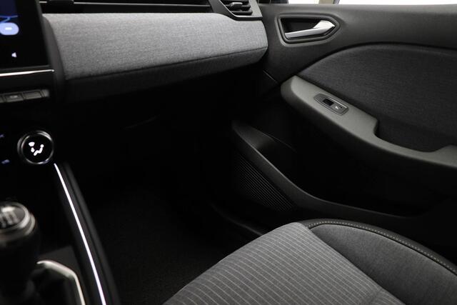 Renault CLIO 1.0 TCe 90 GPF techno | Demo 01-11-25 beschikbaar | NAVIGATION TECHNO PACK | LED | DAB | APPLE | CAMERA