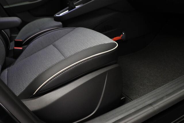 Renault CLIO 1.0 TCe 90 GPF techno | Demo 01-11-25 beschikbaar | NAVIGATION TECHNO PACK | LED | DAB | APPLE | CAMERA