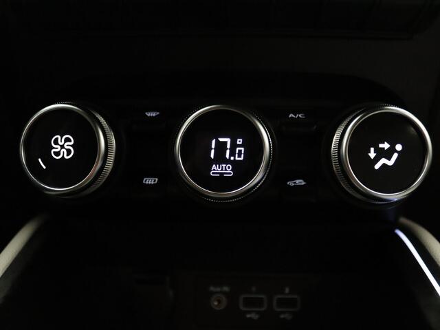 Renault CLIO E-Tech Hybrid 140pk Initiale Paris Automaat Camera | Adapt. Cruise | Parkeersens. v+a | Stoel-/stuurverw.