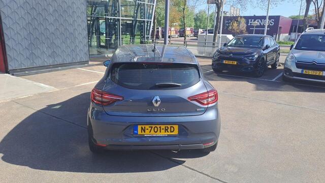 Renault CLIO 1.6 E-Tech Hybrid 140pk Zen | Navigatie via Apple & Android Carplay | parkeersensoren Achter | Airco | Cruise Control | Bluetooth Telefoonvoorbereiding |