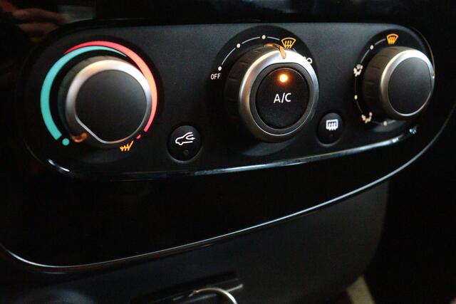 Renault CLIO 0.9 TCe Limited | BLUETOOTH | AIRCO | CRUISE | START/STOP | LED-DAGRIJ |