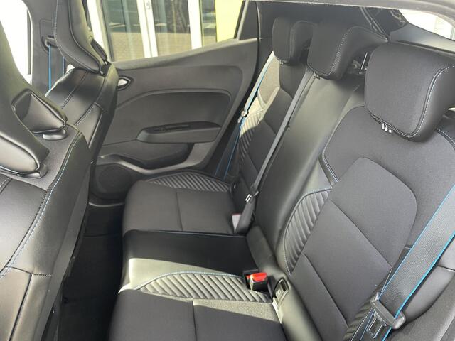 Renault CLIO 1.6 E-Tech Full Hybrid 145 esprit Alpine | Automaat | 360 camera | Climate control |