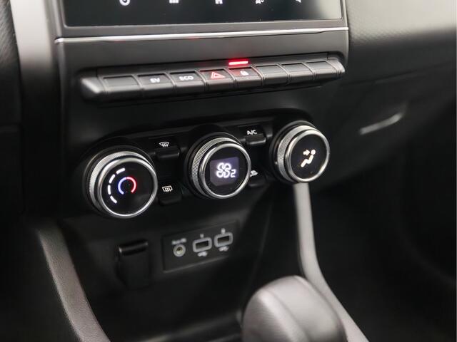 Renault CLIO 1.6 E-Tech Hybrid 140 Intens 140Pk Automaat (VIRTUAL COCKPIT, APPLE CARPLAY, GROOT NAVI, CLIMATE, SPORTSTOELEN, LM VELGEN, PARKEERSENSOREN, CRUISE, NIEUWSTAAT)