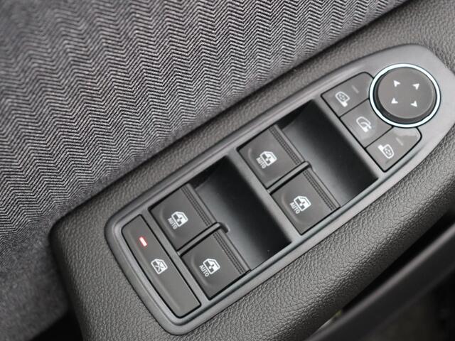 Renault CLIO TCe 90pk GPF techno | Stoel- en stuurwielverwarming | Apple carplay | Lichmetalen velgen |