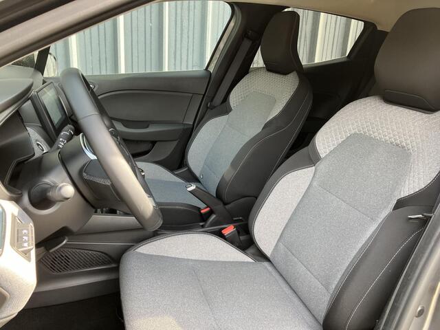 Renault CLIO 1.0 TCe 90 GPF Evolution * LM-Velgen, Camera + Sensoren, Donker Glas, Stoelverwarming, Navigatie, Reservewiel, Cruise Control, Licht/Regensensor, Apple CarPlay/Android Auto